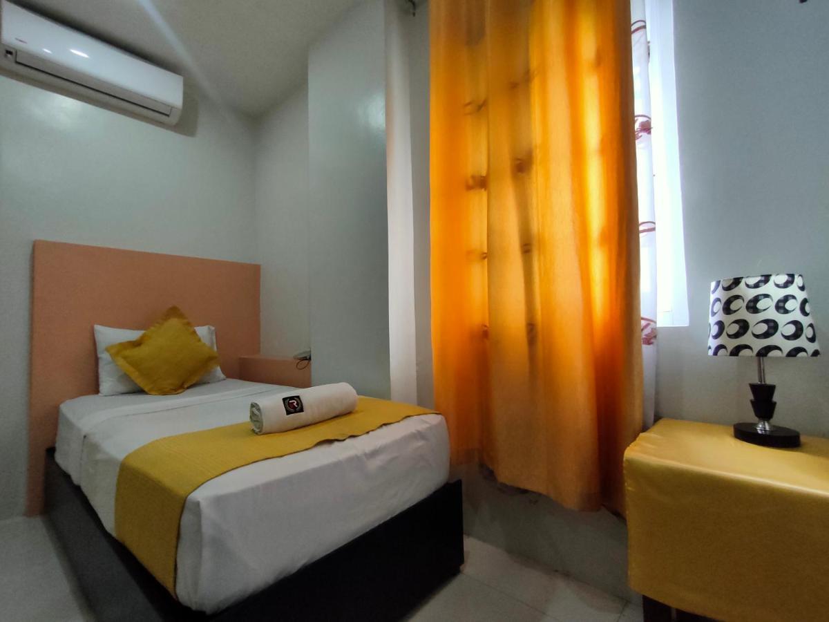 Villa Rosita Hotel Naga  Exterior photo