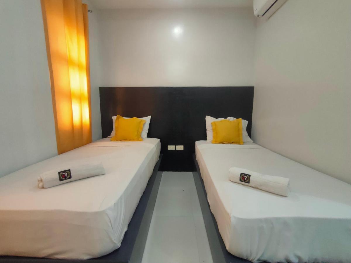 Villa Rosita Hotel Naga  Exterior photo