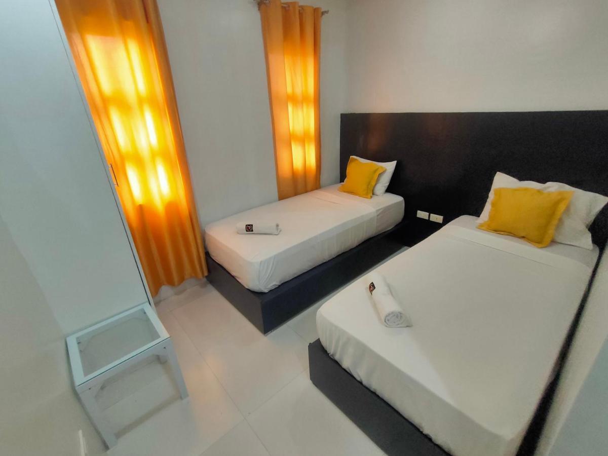Villa Rosita Hotel Naga  Exterior photo