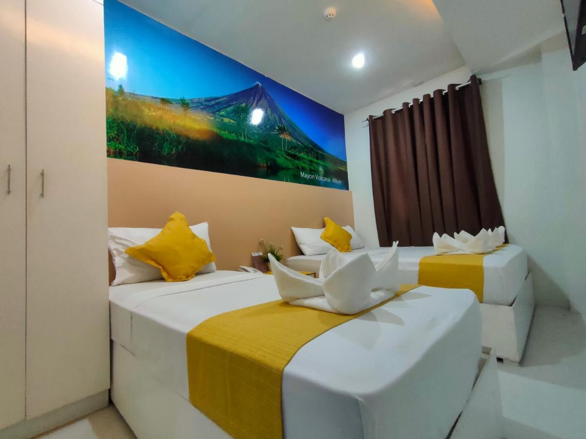 Villa Rosita Hotel Naga  Exterior photo
