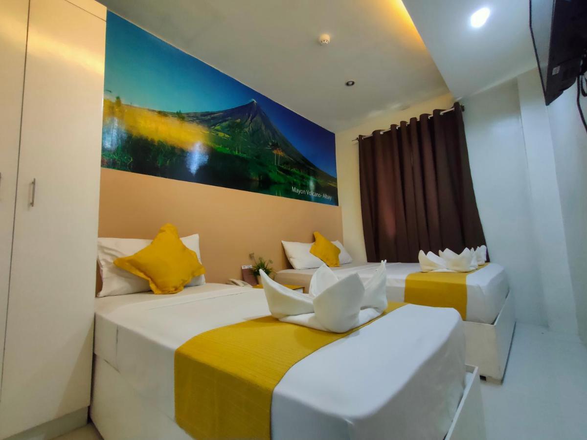 Villa Rosita Hotel Naga  Exterior photo